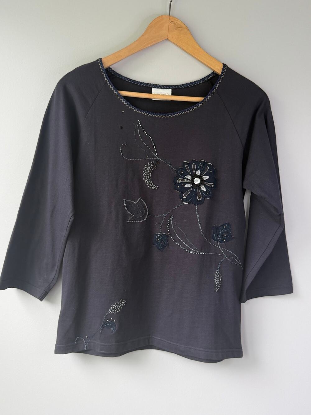 Blue Willie’s Size M Embroidered Embellished Long Sleeve Top
